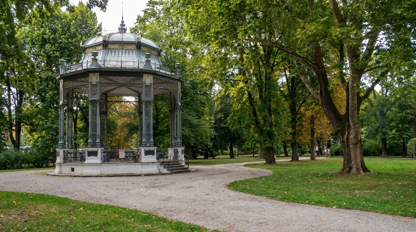 Stadtpark Krems, ruhige Grünfläche als Pausenstopp